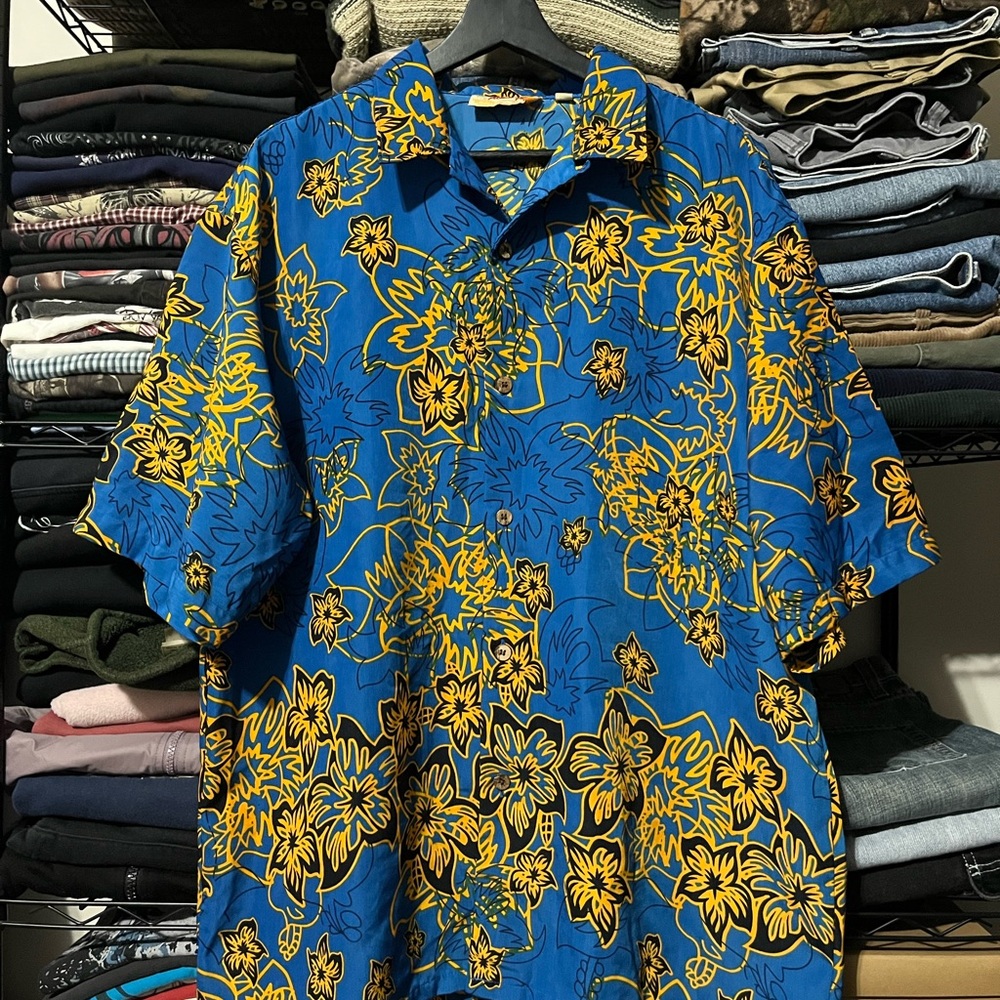Vibrant Floral Men's Casual Shirt